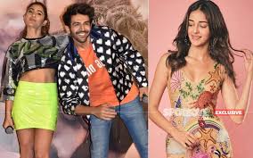 Kartik Aaryan Spills The Beans Am I Dating Sara Ali Khan Or Ananya Panday Well Sara Knows It All Video The rumors of kartik aryaan and sara ali khan dating have been doing rounds since a very long time. am i dating sara ali khan or ananya