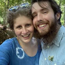 Kelley Doyle's Instagram, Twitter & Facebook