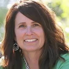 Melanie Abrams, Real Estate Agent