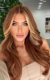 Caitlin Hand (caitlinalexis12)