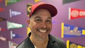 Educator behind Kingmakers of Oakland nonprofit opening doors for students  of color