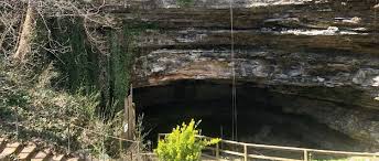 Hidden River Cave A Unique Adventure In The Bluegrass Her Life In Ruins