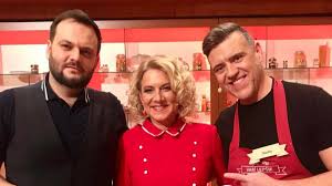 Zaregistrujte sa do newslettera tv joj a dostávajte novinky zo zákulisia relácie moja mama varí lepšie ako tvoja z prvej ruky. Najlepsia Moja Mama Na Svete Sa Vracia Preco Nas Nikto Nevie Prekonat Joj