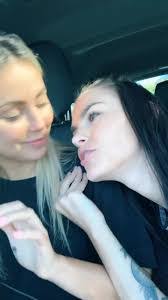 Kimberly Lingerfelt's Instagram, Twitter & Facebook