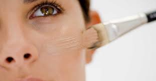 Saat menggunakan foundation pun seharusnya pemilik kulit kering tak. 10 Jenama Foundation Terbaik Untuk Kulit Kering Di Malaysia 2021