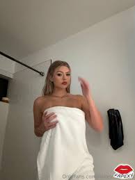 Hailey Sigmond  hailey.sigmond Nude Leaks Photo 20 - Fapexy!