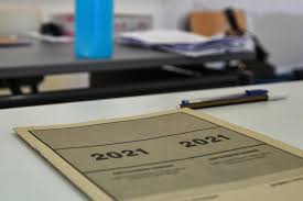 Η αρχή για τις πανελλαδικές εξετάσεις γίνεται με το μάθημα νεοελληνικής γλώσσας και λογοτεχνίας (ημερήσια γελ και εσπερινά γελ) την δευτέρα 14 ιουνίου 2021, ενώ οι υποψήφιοι. Aralzjeggv9ijm