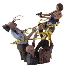 JUN229065 - RESIDENT EVIL 3 JILL VALENTINE CLASSIC ED 1/4 SCALE STATUE ( -  Previews World