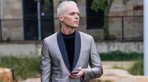 Though you may think thin hair is difficult to deal with, it is not. 11 Best Hairstyles For Men With Fine Hair The Trend Spotter
