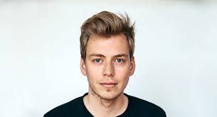 Tom Vennink is een pion in een geopolitiek spel