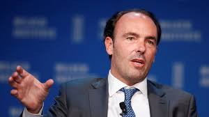 Hedge-Fund Tycoon Kyle Bass Mocked About $85 Room Service Breakfast