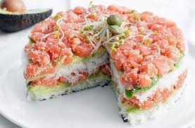 We Re Not Worthy Of This Incredible Sushi Pie Sushi Cake Yummy Food Food
