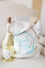 Gallery Inspiration Picture 2466330 Style Me Pretty Wedding Dress Shopping Survival Kit Wedding Dress Shopping Fun Bridal Dress Shops