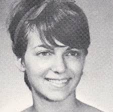 Dixie Graham's Instagram, Twitter & Facebook