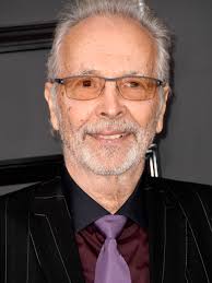 Photos: 2017 Grammys red carpet