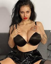 ENA FRIEDRICH, PLAYBOY ZEČICA: Oni koji me osuđuju, najviše me gledaju