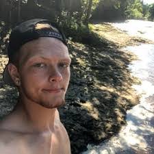 Tyler Moeller's Instagram, Twitter & Facebook