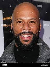 Lonnie Cavitt's Instagram, Twitter & Facebook