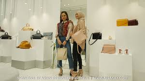 Designer reimagines what historical figures would look like today. Kunjungi Butik Sometime By Asian Designers Di The Gardens Mall Nisa Kay