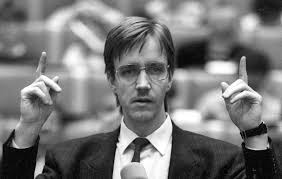 Dietmar gerhard bartsch is a german politician, former federal whip of the party of democratic socialism for faster navigation, this iframe is preloading the wikiwand page for dietmar bartsch. A Z Ç€ Bartsch Dietmar Der Freitag