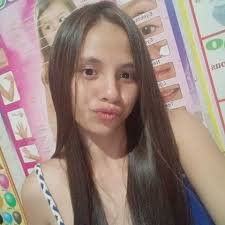 F: ka french kiss para magawa ko na yung video nato 😂