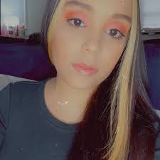 Mariely Caraballo's Instagram, Twitter & Facebook