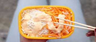 Salad sayur adalah jenis hidangan yang sebagian besar terbuat dari beberapa jenis sayuran dan tambahan dressing (minyak atau cuka). Info Review Dan Harga Salad Hokben Daftar Harga Tarif