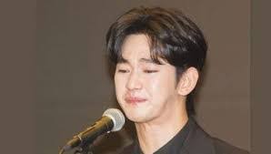 Alice Ojeda's Instagram, Twitter & Facebook