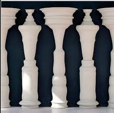 Momento.s - Tus ojos te engañan. No son personas, mira... | Facebook