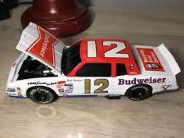 2019 1/24 nascar diecast annonce 1st neuf ford chevy toyota 40 modèles avalible. N8bxeoruyvtm1m