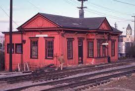 Winton Place Train Station With Tower Of Cincinnati Car Co On Rear Right Old Train Station Baltimore And Ohio Railroad Cincinnati Neighborhoods