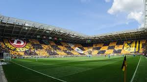 For those who support dynamo. Dynamo Dresden Wallpapers Wallpaper Cave