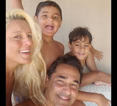 Foto: Mikael e David são frutos do casamento de Luciano Szafir com Luhanna  Melloni