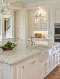 The small and cozy white kitchen. 46 Luxury White Kitchen Design Ideas To Get Elegant Look Hoomdesign Antique White Kitchen Antique White Kitchen Cabinets White Kitchen Design