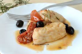 Lavate le patate e affettatele finemente con tutta la buccia, quindi disponete. Cuori Di Filetti Di Nasello In Padella Ilaria Zizza