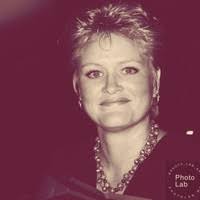 50+ perfiles de «Ehrke»