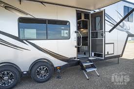 Dirt warrior accessories toy hauler patio conversion cable kit. Fifth Wheel Toy Haulers Iws Trailers