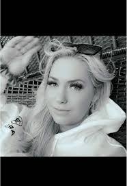 Lindsey Creech's Instagram, Twitter & Facebook