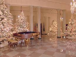 White House Christmas Through The Years A Presidential Photo Album White House Christmas White House Christmas Tree White House Christmas Decorations