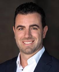 CHARLES PERREAULT courtier immobilier à Mont-Royal