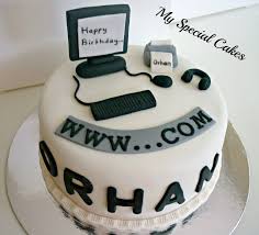 Hi all wish to bake a laptop cake for my hubby.need idea ,how can i make the keys on a rectangular laptop cake by: 14 Computer Cakes Ideas Computer Cake Amazing Cakes Cupcake Cakes