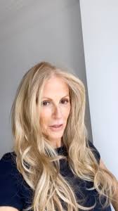 One of my favorite parts of my job is the ability to help my clients and  make their lives easier. Here is a part of my day where I am doing just  that ☺️. , Michelle Halbert