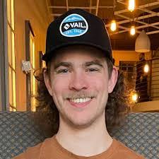 Marisa Grove's Instagram, Twitter & Facebook