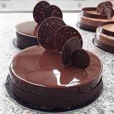 Pin By Grace Jansen On Mirror Glaze Cakes Entremets Amazing Chocolate Cake Recipe Chocolate Glaze Cake Fancy Desserts