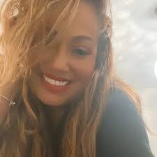 Terri Martinez's Instagram, Twitter & Facebook