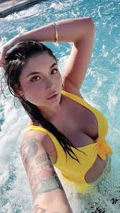 Escorts in Keene (NH) - Sa Ra Sa