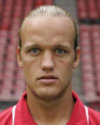 Mika Väyrynen » Bilanz unter arbitre Roger East