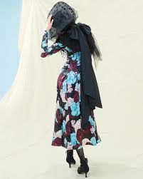 erdem on instagram erdem spring summer 19 features in harpersbazaarkorea erdemss19 stylist claire park yong gyun zoo floreale