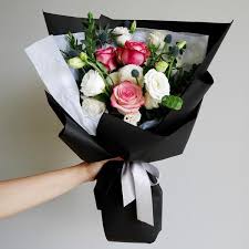 Rose Studio доставка цветов по краснодару цветочный магазин в краснодаре Bouquets Lou Flower Studio In 2020 Flowers Bouquet Gift Flowers Bouquet Roses Bouquet Gift