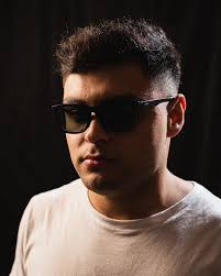 Alexis Peralta (@imalexisperalta) • Instagram photos and videos